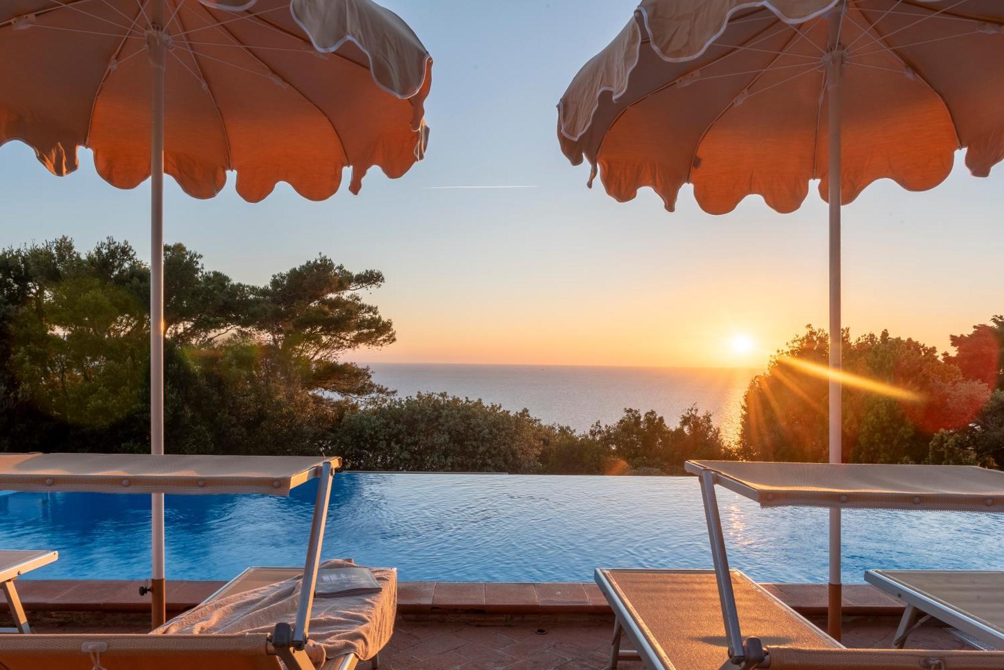 Boutique Hotel Torre Di Cala Piccola Porto Santo Stefano  Εξωτερικό φωτογραφία