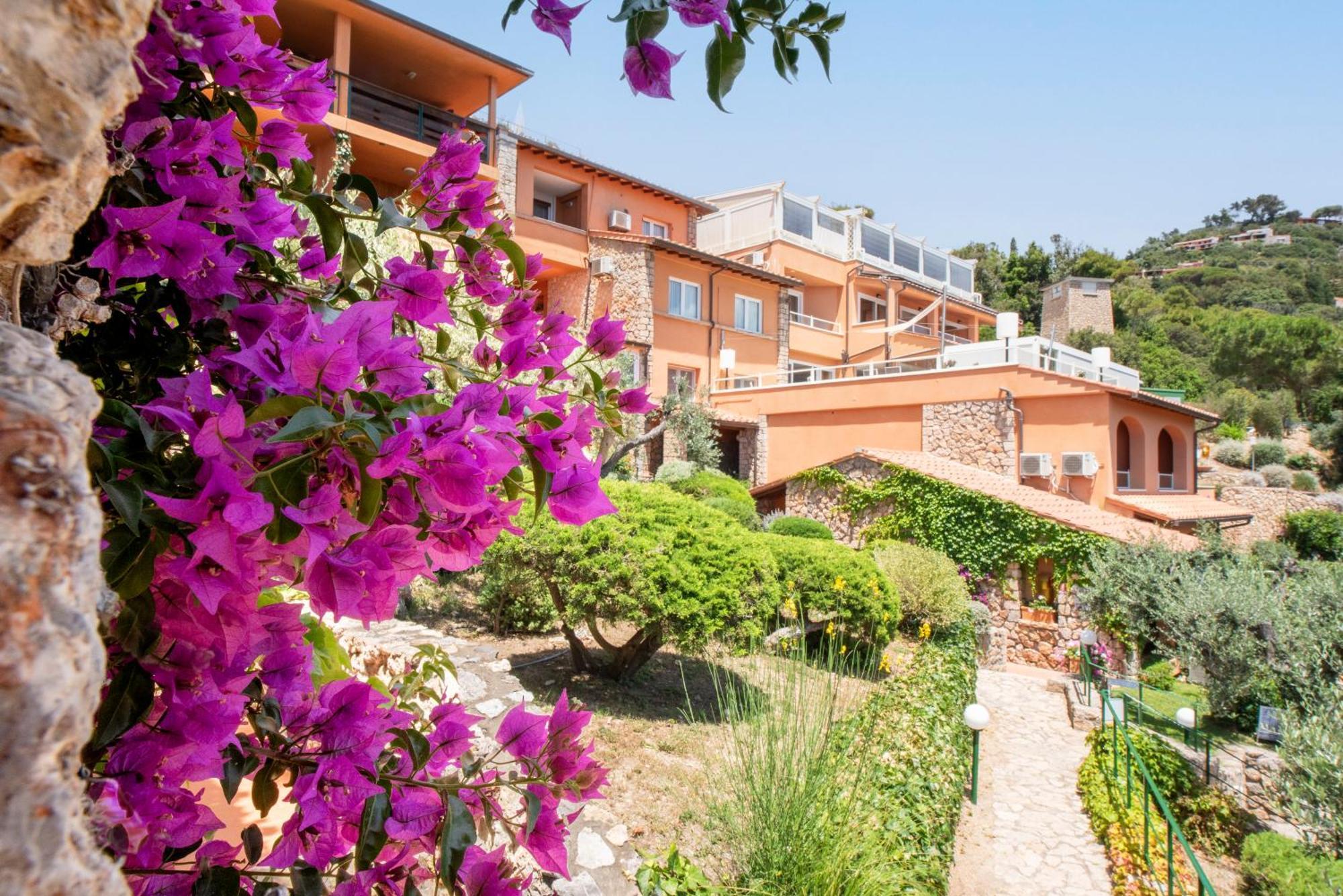 Boutique Hotel Torre Di Cala Piccola Porto Santo Stefano  Εξωτερικό φωτογραφία